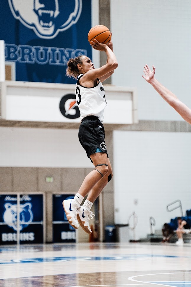 Rising for the jumper