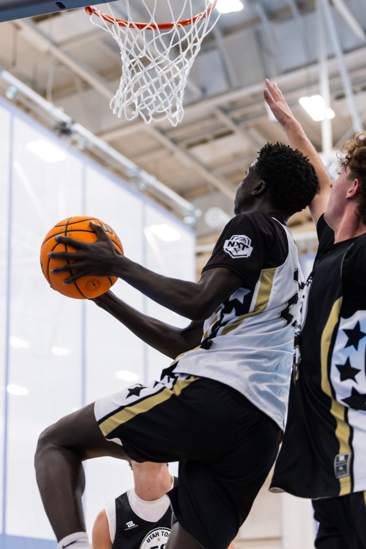 Boys finish through contact